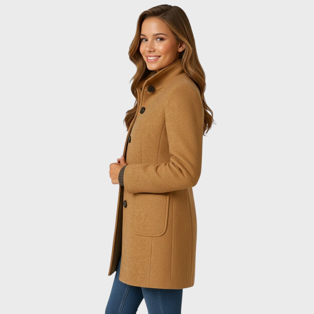 Tereza — Elegant Coat with a Perfect Fit